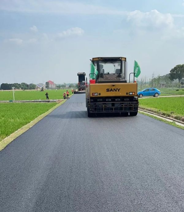 長沙太空金路橋材料有限公司,雙鋼輪壓路機,福格勒瀝青攤鋪機,AC系列,AF系列,SBS系列